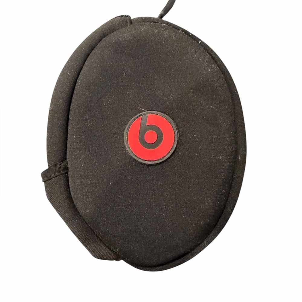 Beats Black and Red Headphone‎ Soft Case, good condition